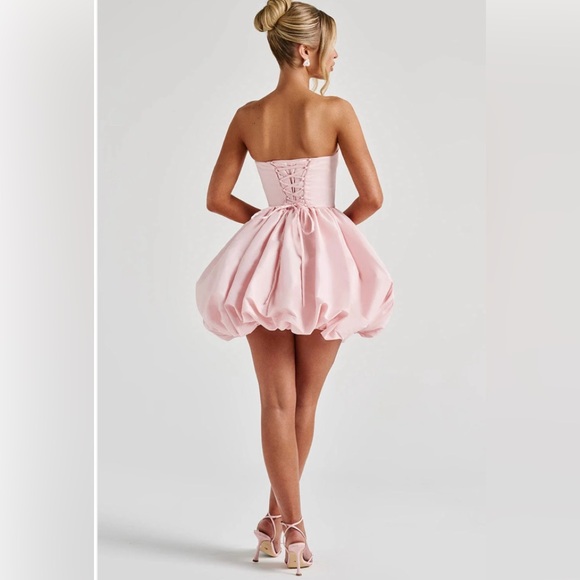 Elegant Pink Strapless Dress - Picture 3 of 11